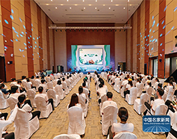 第十届、十一届全国政协副主席张梅颖向“中国（海南）南海博物馆收藏刘洋、王保胜摄影作品捐赠仪式”致贺信